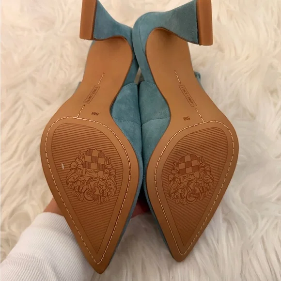 Vince camuto blue heels - Picture 2 of 3